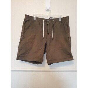 Vuori Green Flat Front Shorts with Drawstring